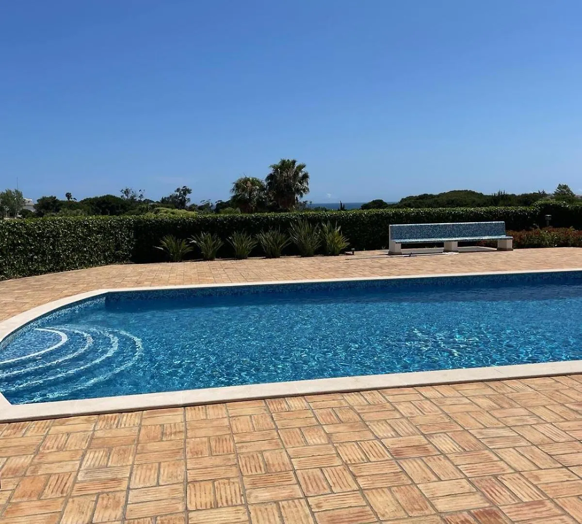 Villa Ben - Private Pool Garden, Sun All Day Albufeira