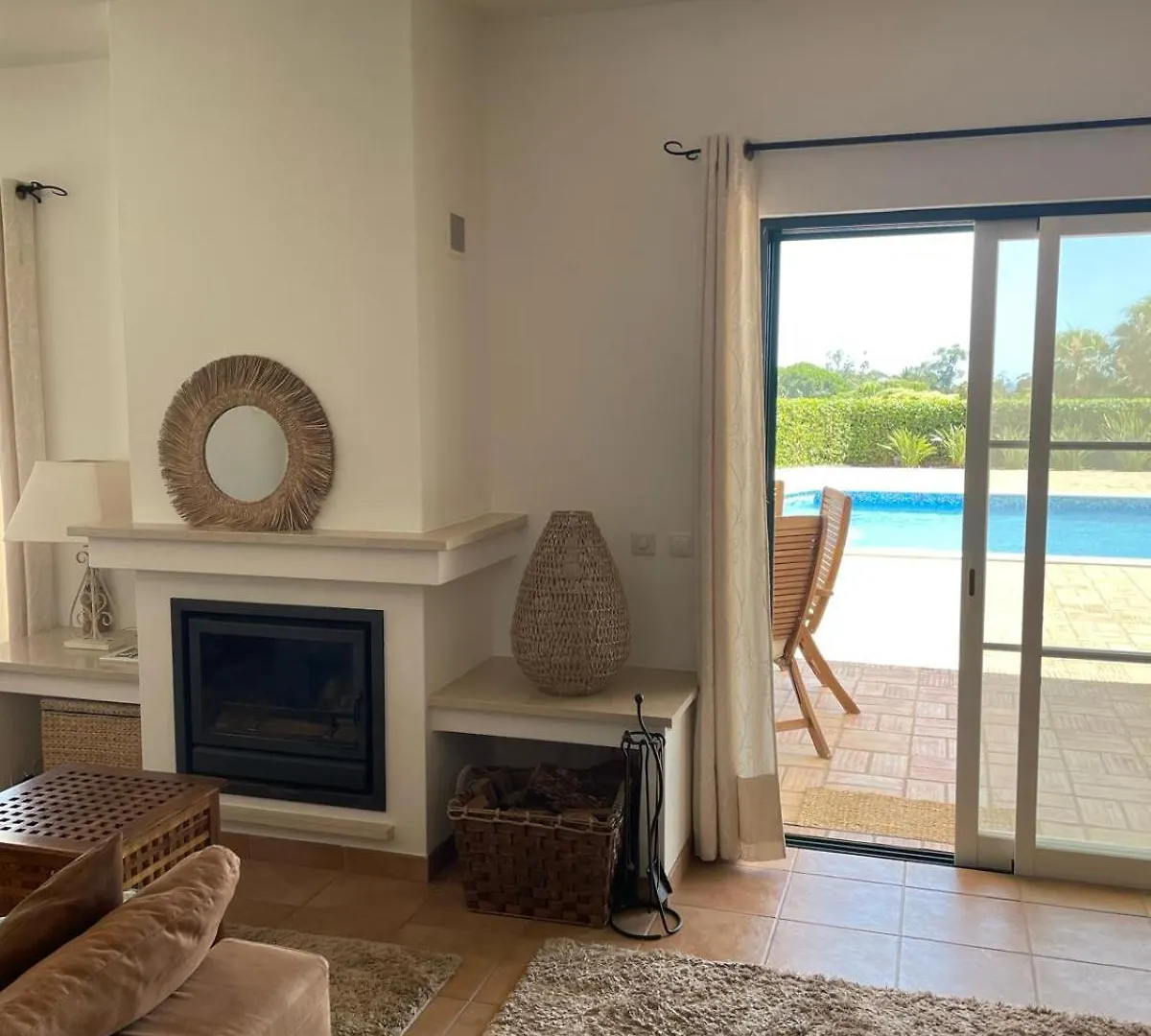 Villa Ben - Private Pool Garden, Sun All Day Albufeira